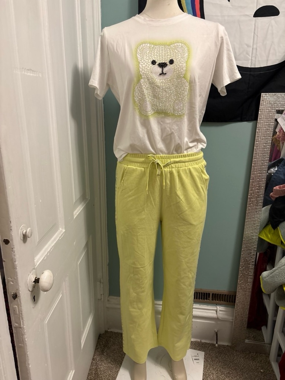 Women's Straight Leg Drawstring Pants in Light Yellow